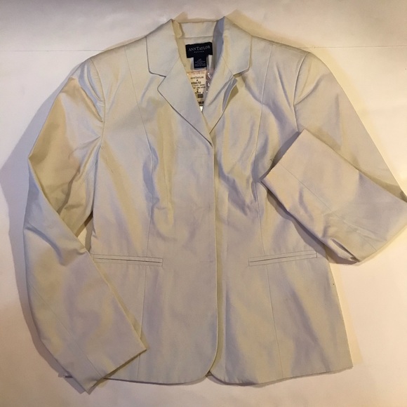 Banana Republic Jackets & Blazers - NWT Banana Republic Blazer
